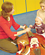 Bebeklere  müzigin etkisi