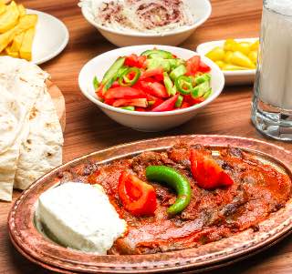 Bursanın Efsane Lezzetleri Kebap ve İskender