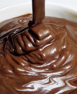 Çikolatalı irmik tatlısı tarifi