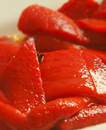 Tuğba usulü kırmızı biber salatası tarif resmi