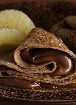 Çikolata soslu kakaolu pankek tarifi