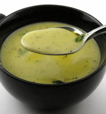 Kremalı yeşil  kabak çorbası  tarifi