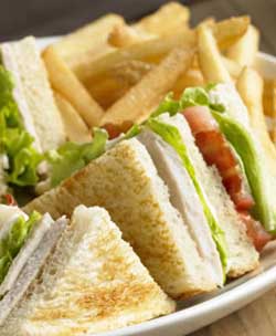 Kulüp sandviç mayonezli tarif resmi